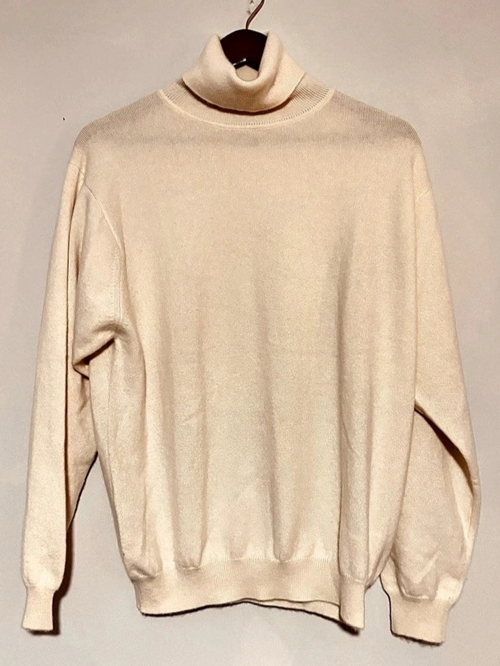 Forte Chasmere Turtleneck Sweater in Cream Size Large